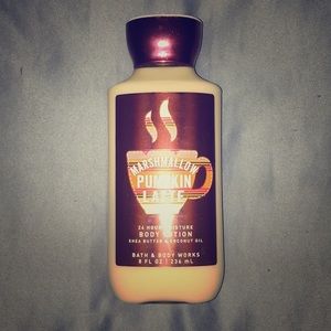 Marshmallow pumpkin latte scented